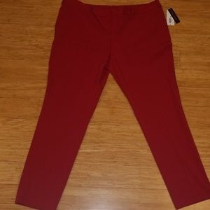 NWT Worthington Ankle Length Red Pants